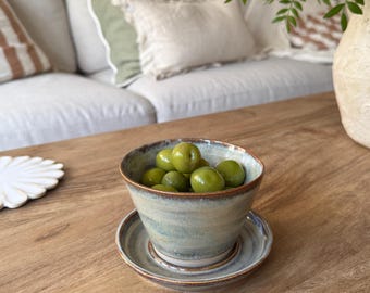 Olive bowl and saucer