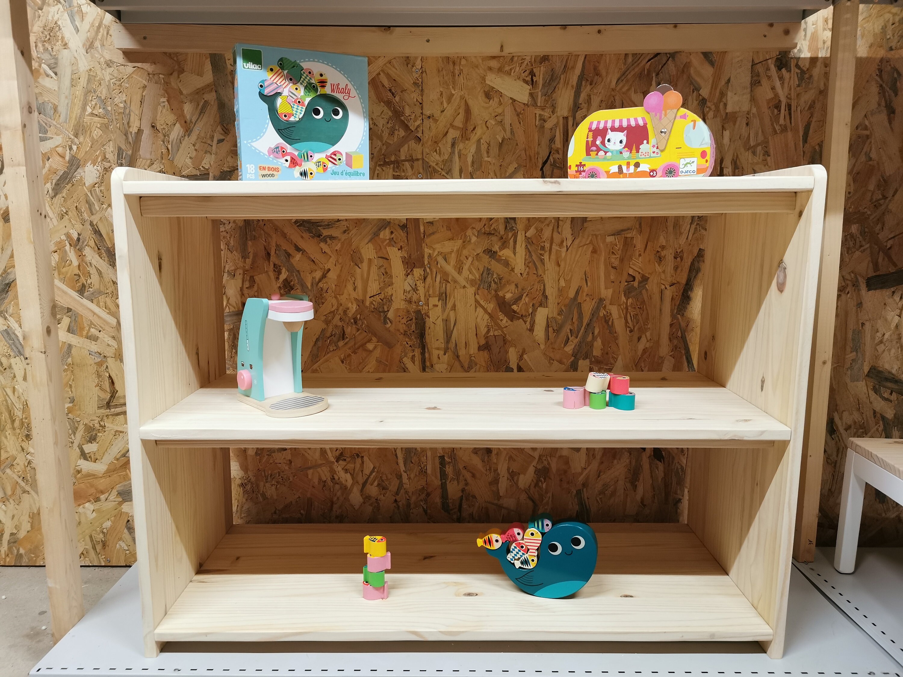 Etagère en Bois, Fabrication Artisanale Française Adaptée à La Pédagogie Montessori