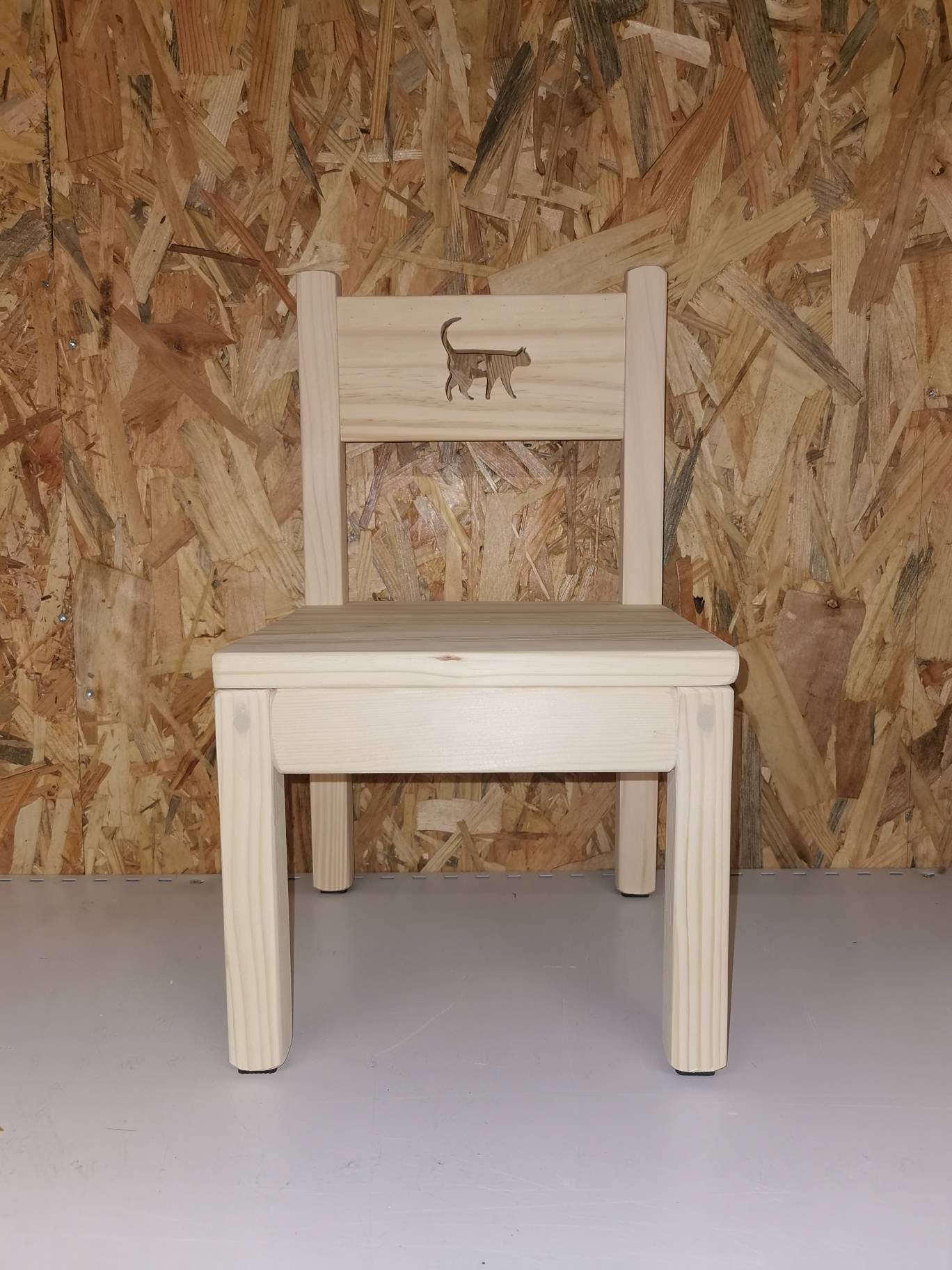 Chaise en Bois Personnalisable Pour Enfant