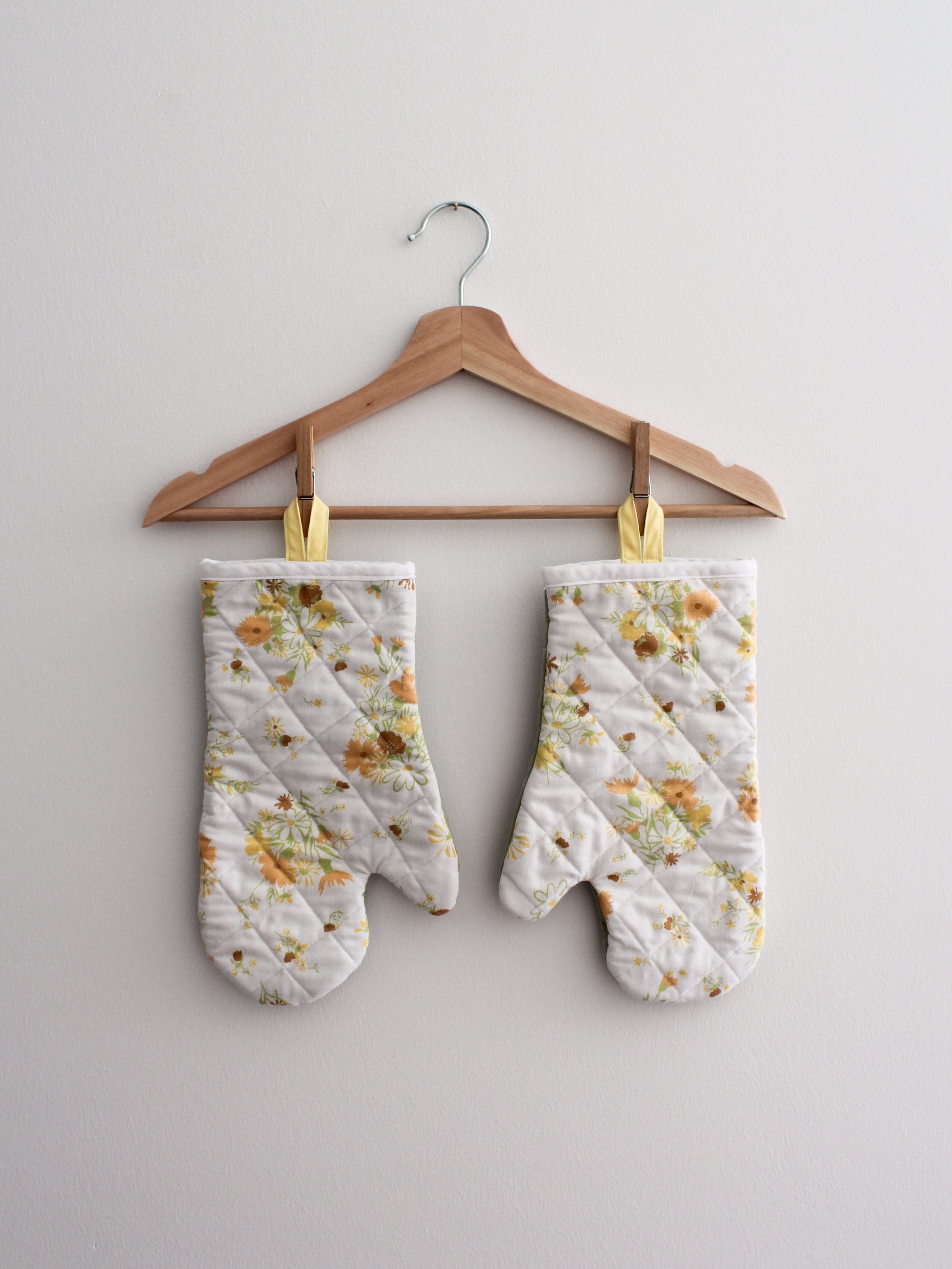 Floral and Light Green Oven Mitts Etsy