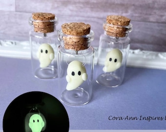 Tiny Glow in the Dark Ghost in a Jar, Miniature Ghost in a Bottle, Cute Ghost, Adopt a Ghost, Halloween Ghost Decor, Halloween Spooky Gift