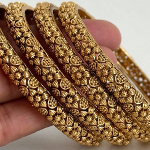Indiase gouden armbanden, tempelsieraden, Zuid-Indiase armbanden, Kada-armbanden, Indiase sieraden, Pakistaanse sieraden