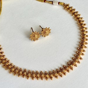 Antique Gold Delicate Necklace/South Indian Jewelry/Temple Jewelry/Guttapusalu Necklace/Wedding necklace/Bridal necklace/Indian necklace