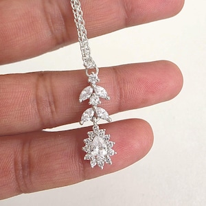 Delikatne złote cyrkonie z amerykańskimi diamentami Maang tikka/biżuteria indyjska/ślub indyjski/biżuteria pakistańska/jhoomer/matha patti/indyjska biżuteria na czoło