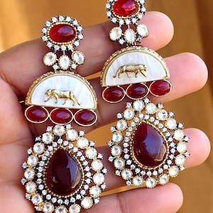 Boucles d'oreilles MOP Moissanite Kundan inspirées de Ruby Sabyasachi, boucles d'oreilles victoriennes, boucles d'oreilles de créateurs, boucles d'oreilles tendance, cadeau pour elle