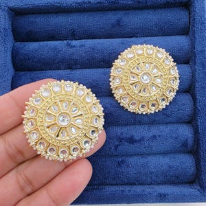 Bollywood Pearl Kundan Stud Earrings/Indian Studs/Indian Earrings/Indian Jewelry/Kundan Studs/Sabyasachi studs/Bridal Jewelry/Indian wedding