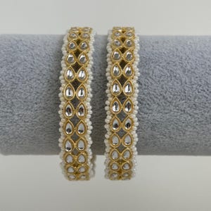 Bollywood Style Kundan Pearl Bangles Set(2 Pc)/Indian bangles/Punjabi Pearl bangles Set/Bridal bangles/wedding jewelry