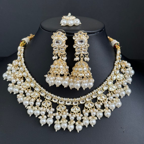 White moti necklace set discount