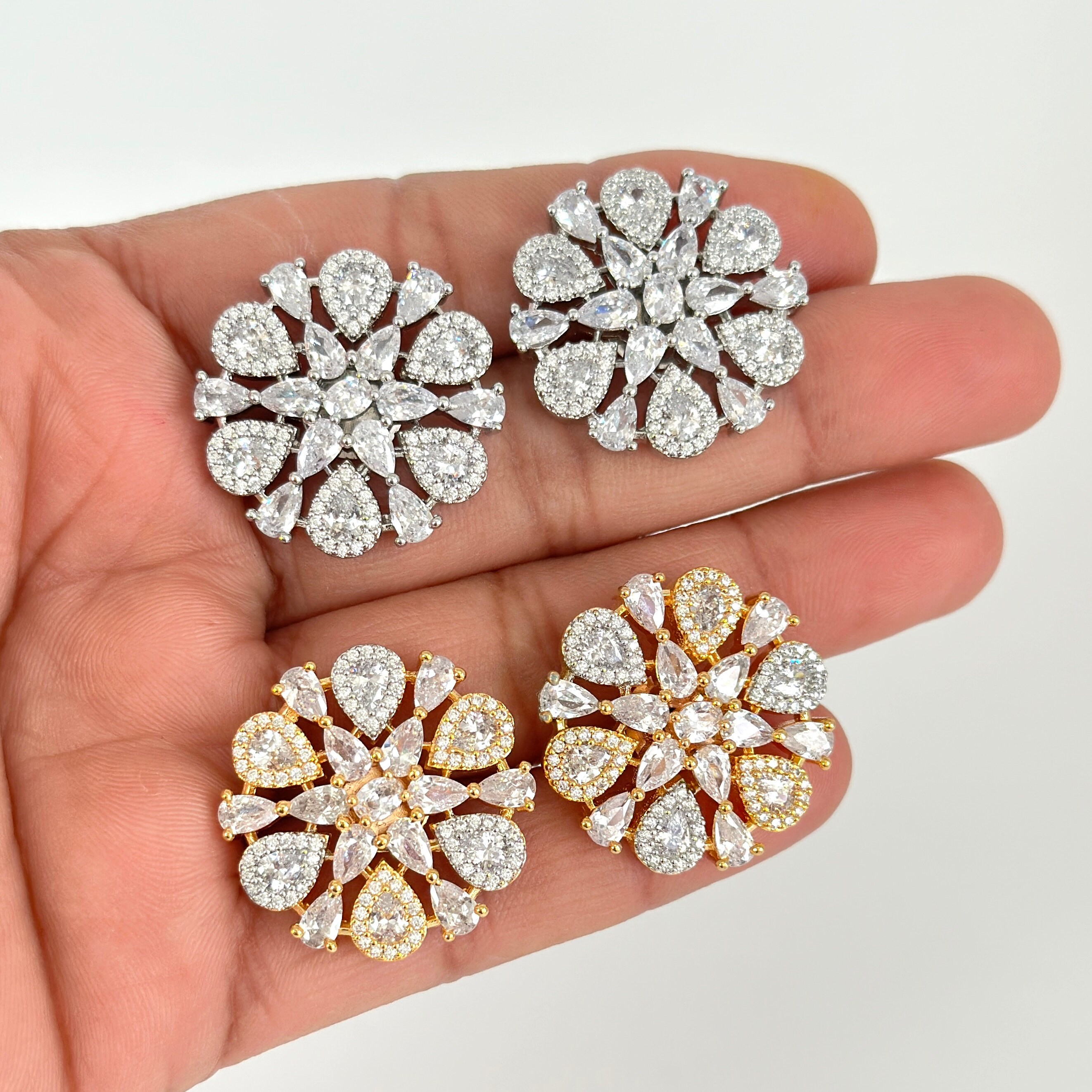 Artificial 2024 diamond earrings