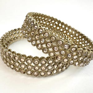 Antique Polki Kundan matt gold Armreifen Paar, Punjabi Armreifen, Braut Armreifen, indische Hochzeit Schmuck, Pakistan, Polki Reverse AD Armreifen