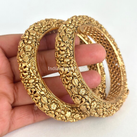 Silver Zia Navratna Stone Studded Bangle