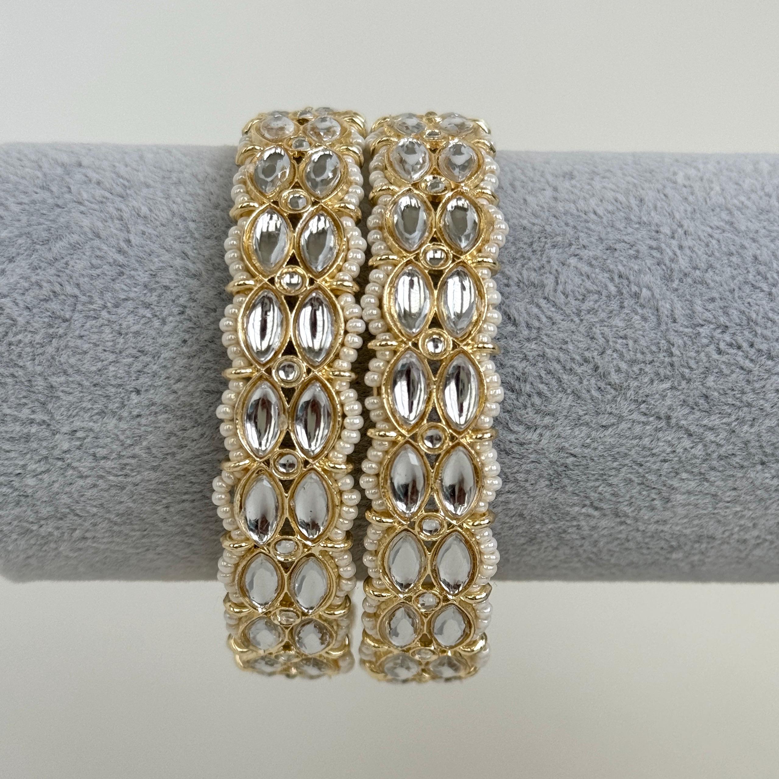 Artificial jewellery bangles with price discount