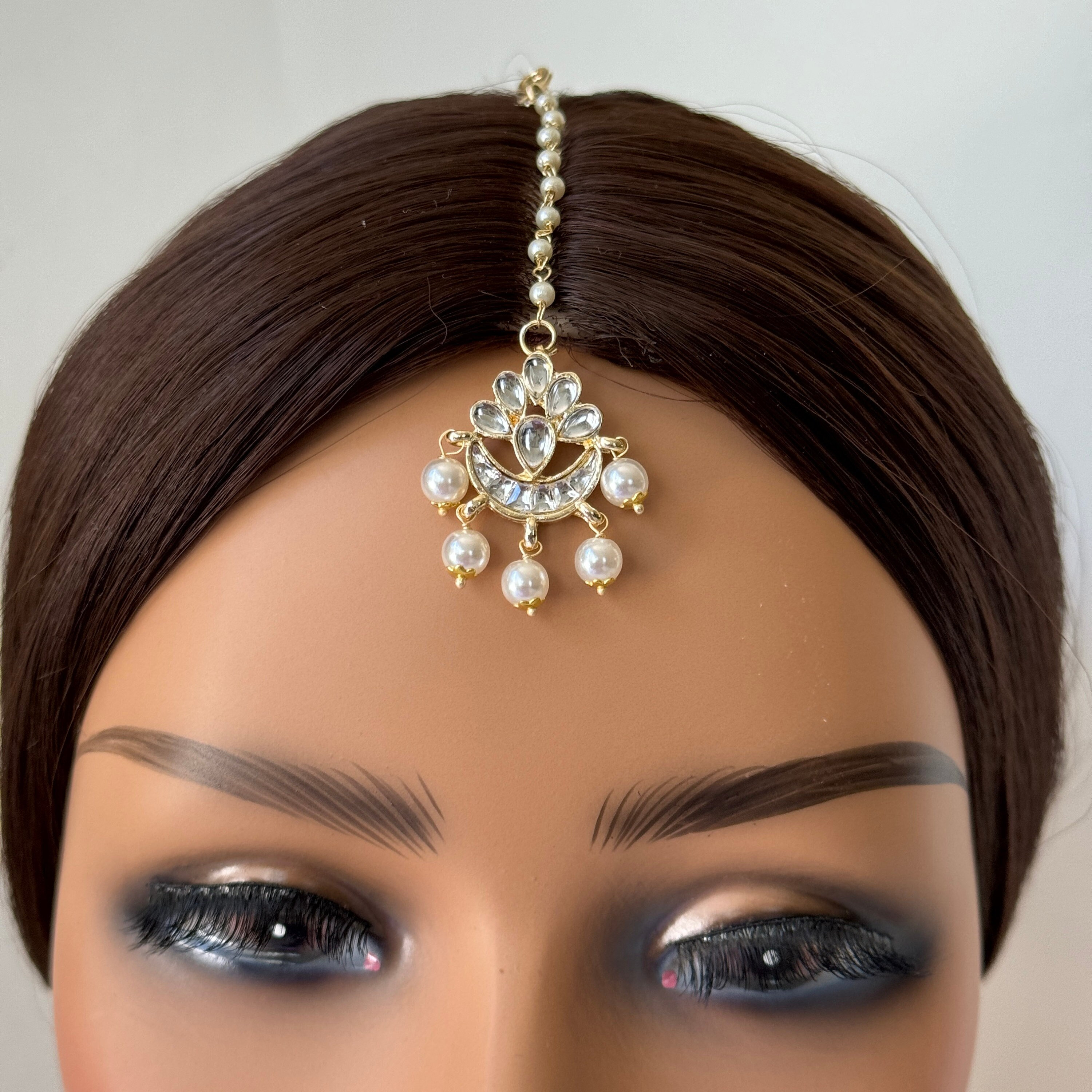Maang tikka/ Kundan Tikka/ Indian Jewelry/ Indian Wedding Jewelry/ Pakistani Jewelry/ Jhoomer/ Matha patti/ Indian forehead jewelry