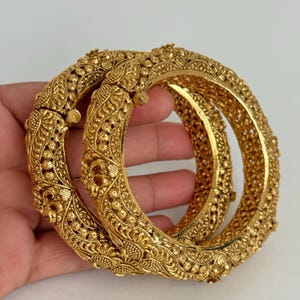 Gold Kada bangles 2pc, Indian Amrapali bangles, Antique bangles, Temple Jewelry, South indian bangles, Bridal Bangles, Indian Wedding