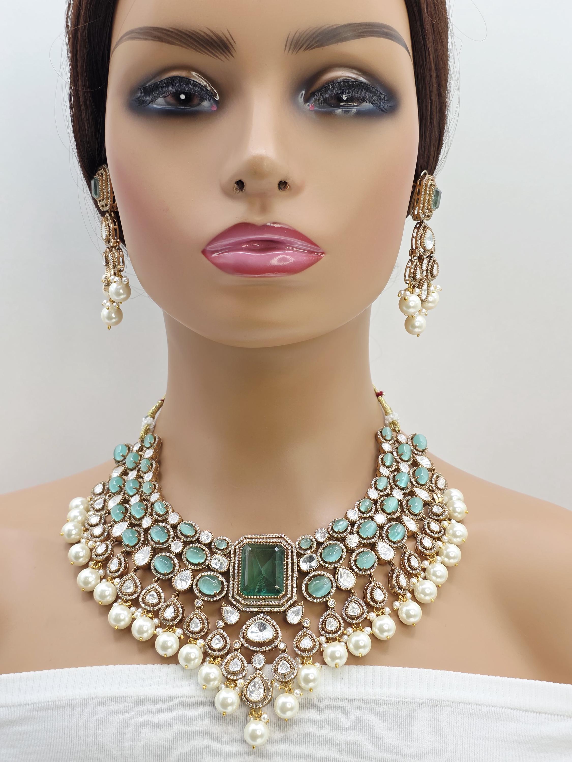 ミントブライダル モッシネート ポルキ ビクトリアンネックレス、サビ