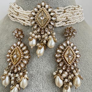 White Antique Dull Gold Kundan Necklace Set, Pearl Kundan Choker, Bollywood Jewelry, Indian Pakistani jewelry for wedding