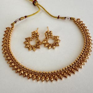 Antique Gold Necklace/South Indian Jewelry/Temple Jewelry/Guttapusalu Necklace/Wedding necklace/Bridal necklace/Indian Necklace