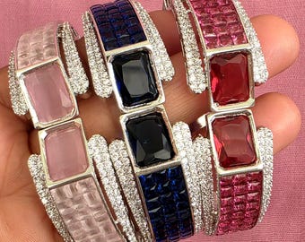 Pulsera abierta con diamantes Cz, talla única que se adapta a las tallas 2.4 y 2.6, brazalete ancho con un solo diamante, regalo para damas de honor