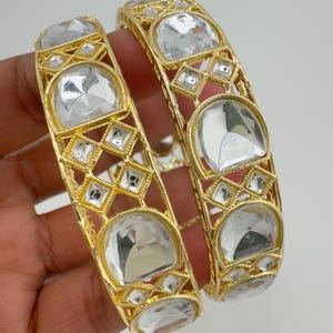 Gold Kundan Pearl Bangles Set(2 Pc)/Indian bangles/Punjabi Pearl bangles Set/Bridal bangles/wedding jewelry/Bridal chooda bangles