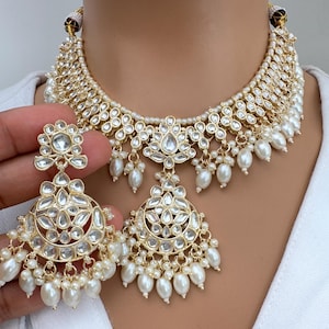 Silver Tone Heavy Bridal Cubic Zirconium Necklace Set Wuth