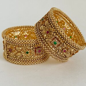 Ratnavali Jewels Bracciale Kada In Tonno Oro Con Zirconia Cubica Bianca - Gioiello Sposa Bollywood, Regalo Donna, Finitura Lucida (1 Pezzo) - 3