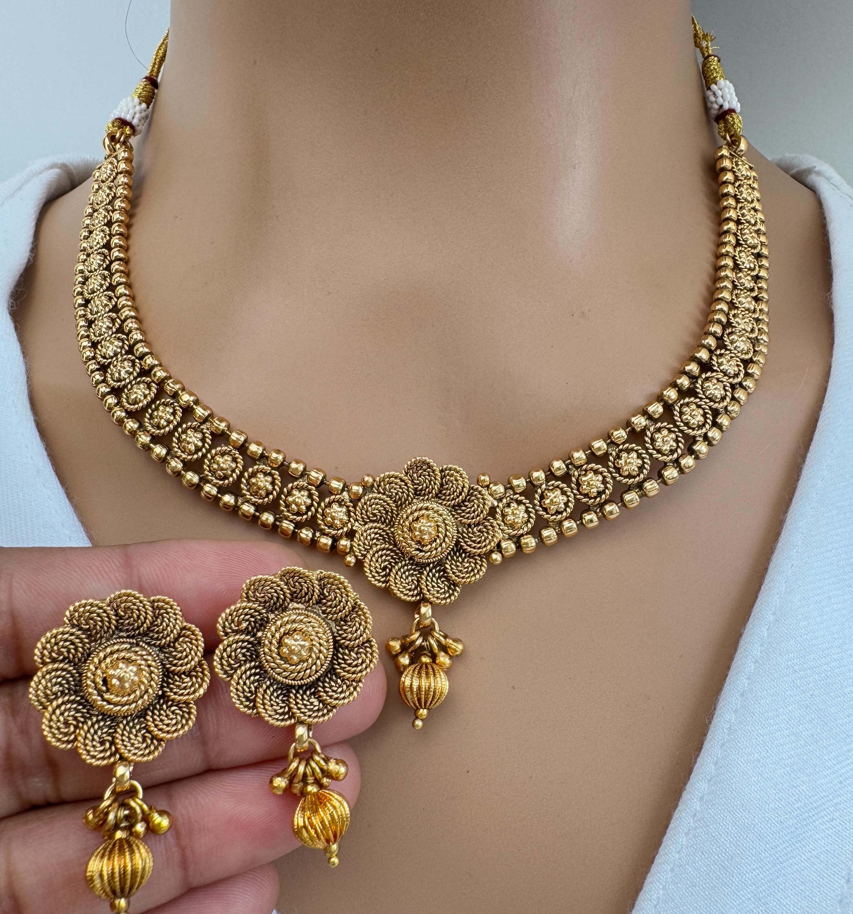 Antique Gold Necklace/south Indian Jewelry/temple Jewelry/wedding