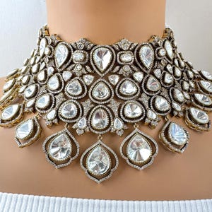 White Bridal Mossinate Polki Kundan Victorian Necklace, Sabyasachi Necklace, Wedding necklace, Semi Precious Jewelry, Bollywood Celebrity