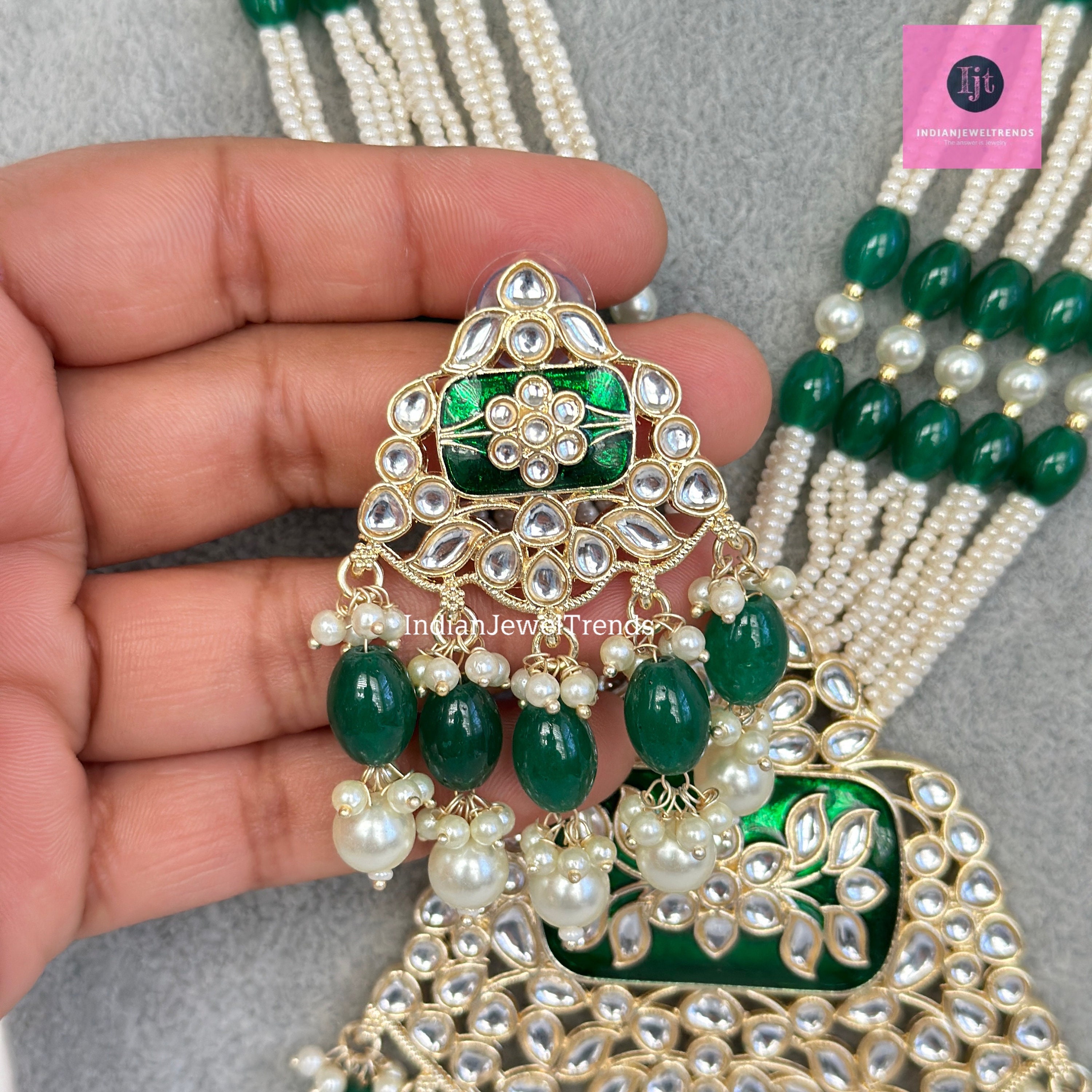 Green kundan long best sale necklace
