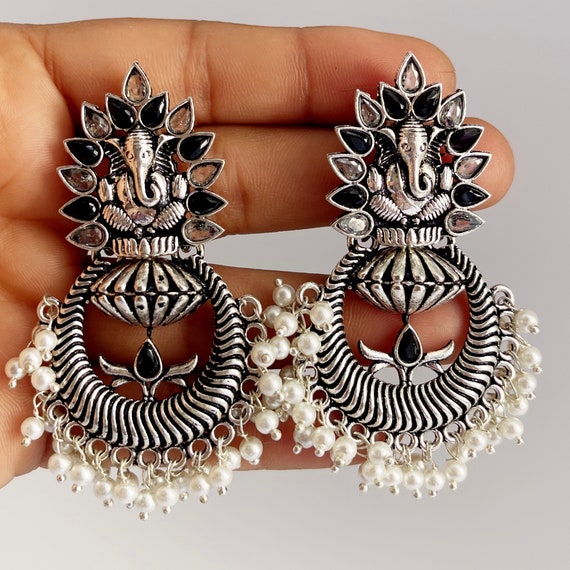 Yadeep India Beautiful Celebrity Inspired lord ganesha earrings Oxidized  Silver Alloy Stud Earrings for Women, Silver – yadeepjewels