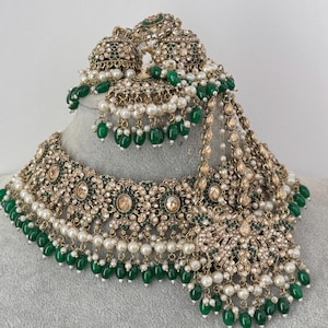 Green Antique Shadow Stone Pearl Choker Necklace with earrings and tikka and Passa Bridal necklace Indian Pakistani Punjabi Wedding Jewelry