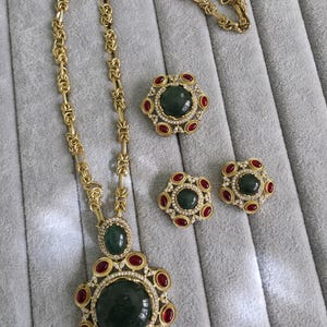 Ruby Green Sabyasachi Natural Stone Chain Pendant Set with Finger Ring, Long Pendant Mala Necklace/Gold Long necklace/Mala/Indian wedding