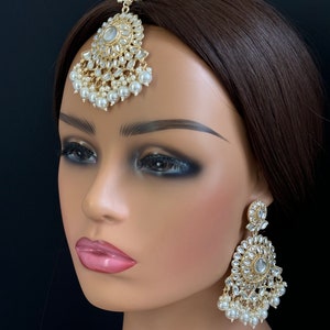 Kundan Tikka earrings Set Kundan tikka Maang tikka set Indian jewelry Pearl tikka set Bollywood jewelry indian wedding Bridesmaid Gifts