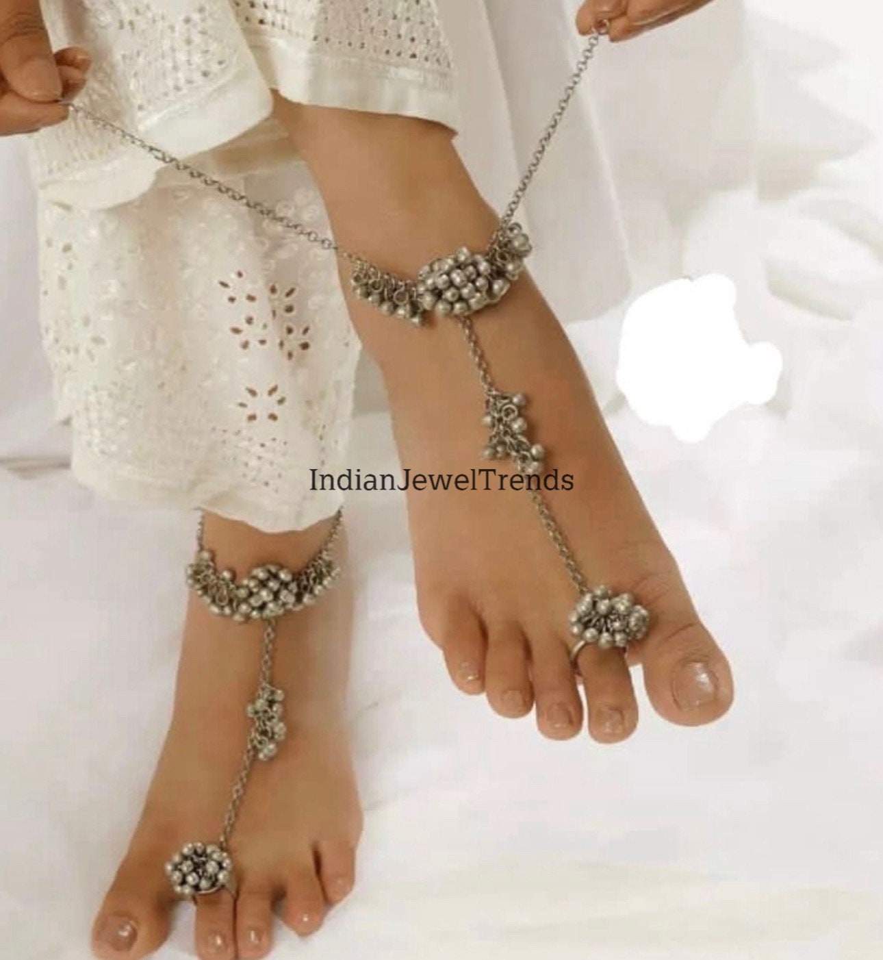 Toe Ring Barefoot Crystals toe ring attched Squiggel Anklet HOT | eBay
