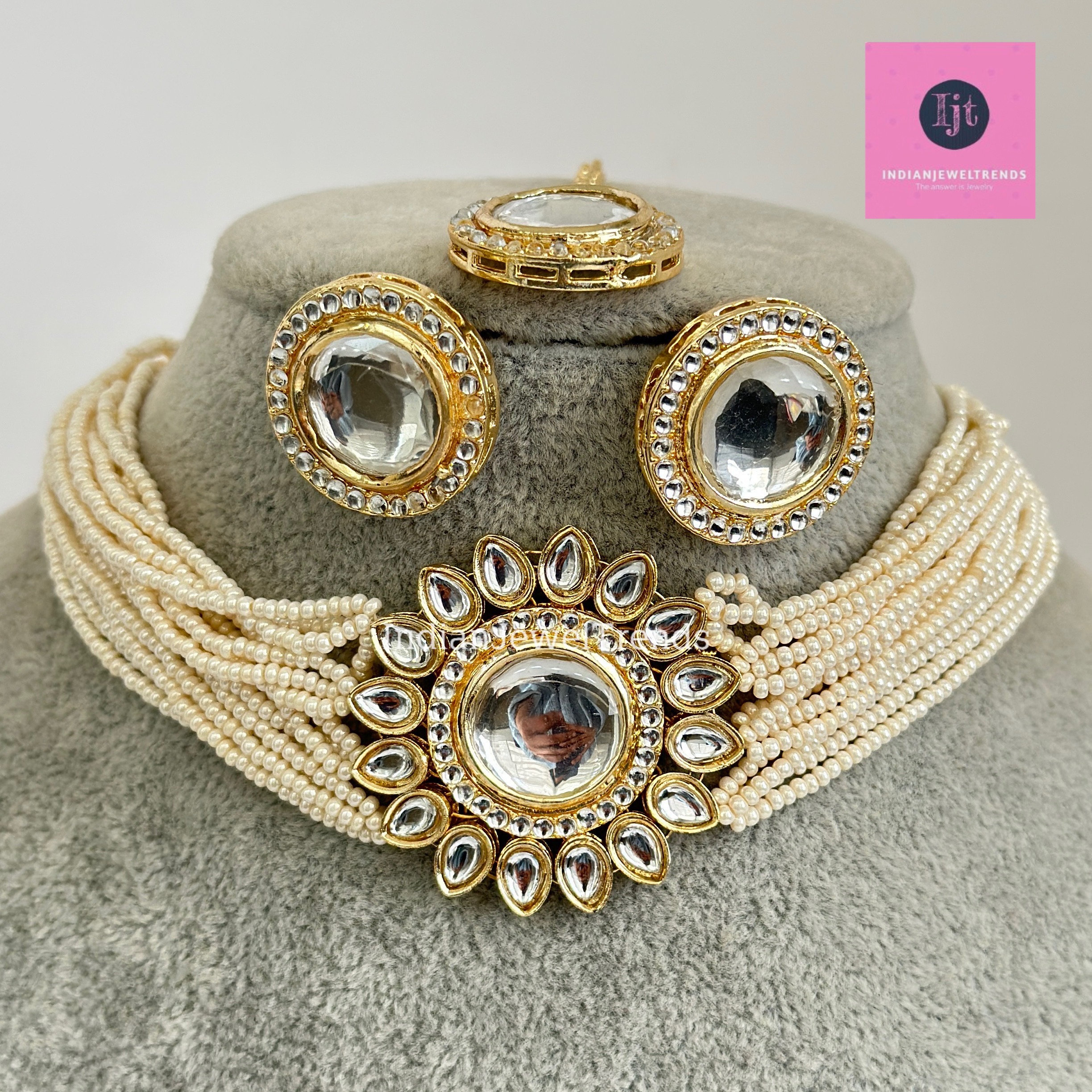 Pearl and kundan choker deals