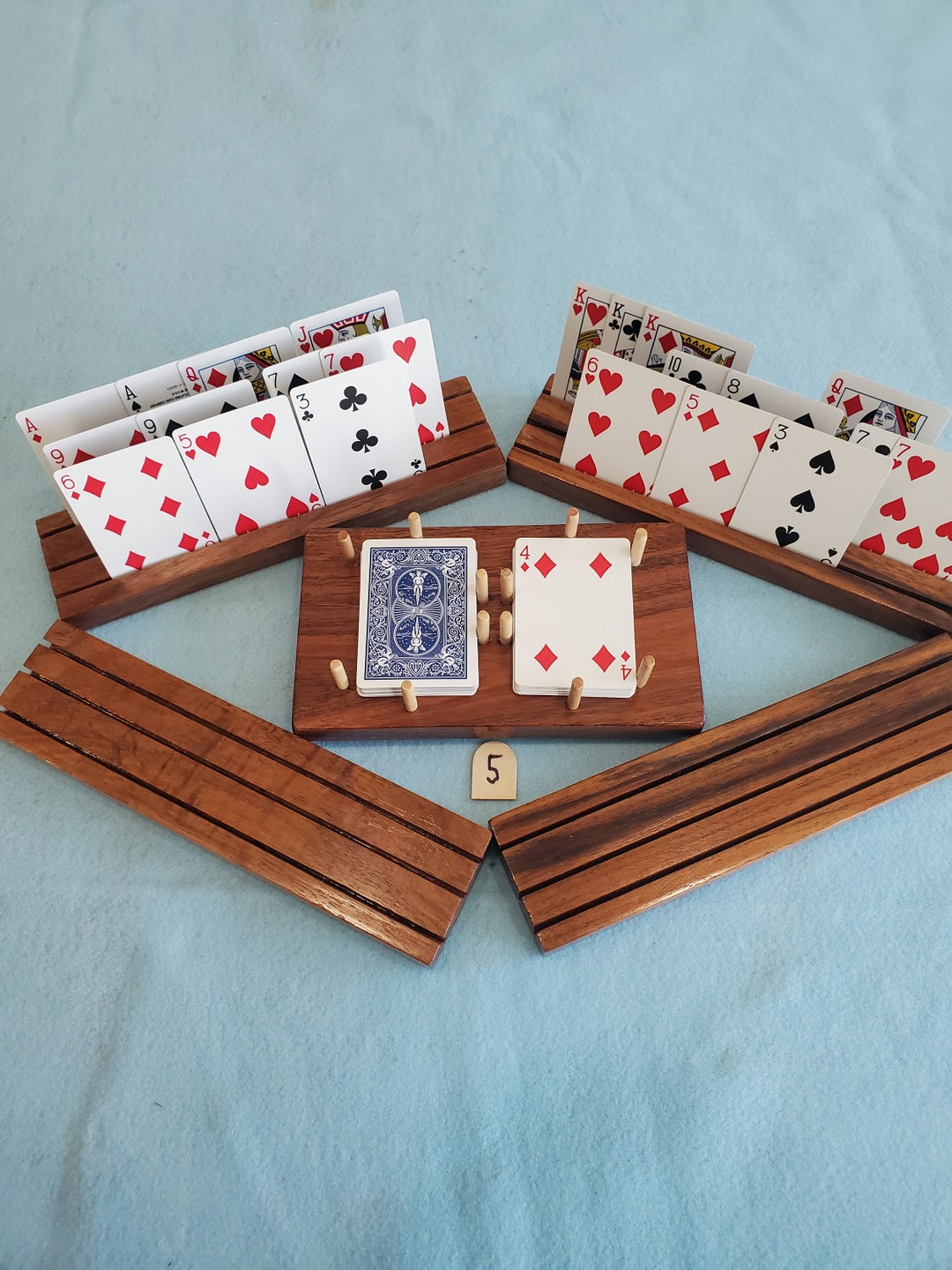 4 Soportes De Madera Para Cartas De 33 Cm - Curvados Y Duraderos - Perfectos Para Póker, Bridge, UNO Y Más