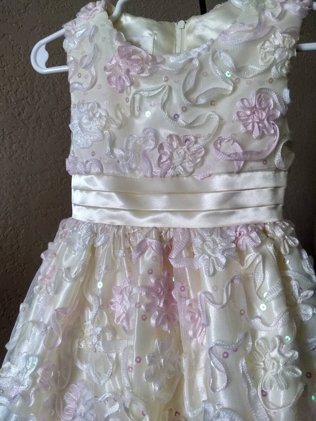 American Princess Dress Easter Wedding Flower girl Special Occasion Size 4