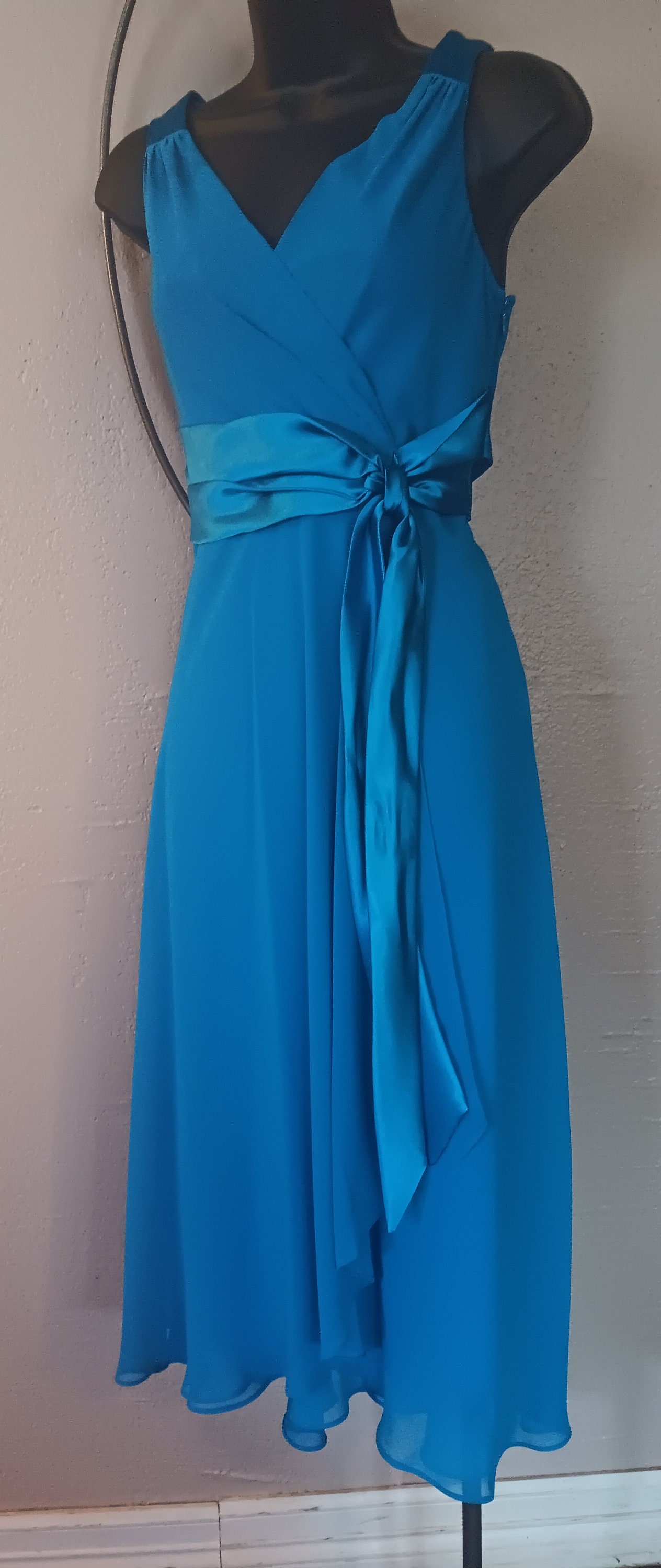 Lovely Blue Evan Picone Party Bridesmaid Midi Cocktail Evening Dress Size 10 - Etsy Lovely Blue Evan Picone Party Bridesmaid Midi Cocktail Evening Dress Size 10 - Etsy