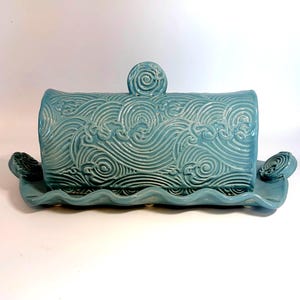Handmade Light Blue Ceramic Butter Dish – Embossed Floral Lid & Wavy Edge Base