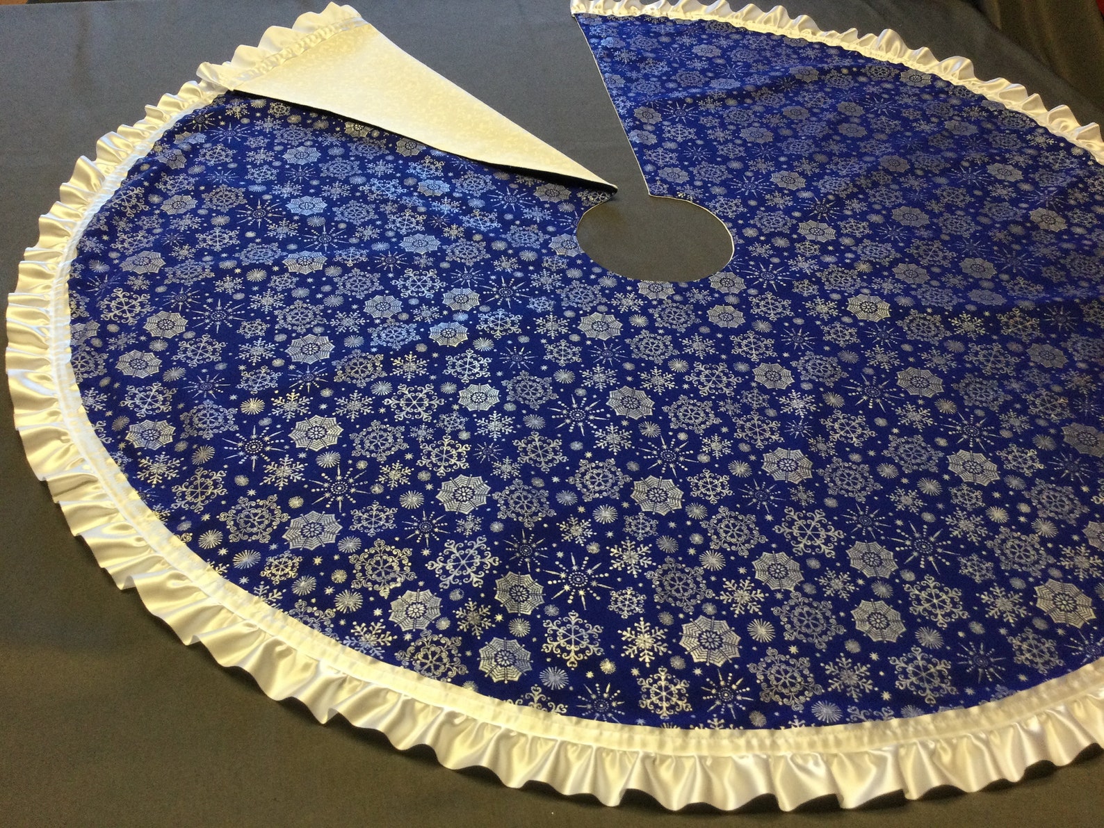 Christmas Tree Skirt Blue Silver 