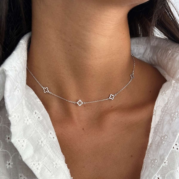 Dainty Minimalist Clover Necklace, Tiny 14k Gold Clovers Choker Necklace, Sterling Silver 925 Charm Necklace, 4 Leaf Flower Pendant Necklace