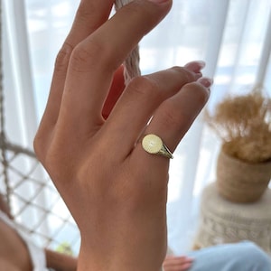 Gold Signet Pinky Ring, 925 Sterling Silver Statement signet Ring, Protection Stacking Open Ring, little finger adjastble Ring for Women