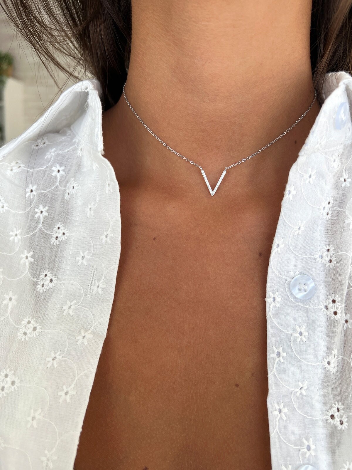Silver V Necklace 