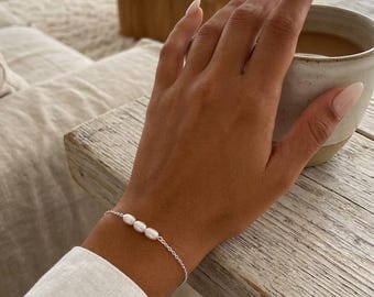 Dreiperlenarmband, Süßwasserperlenkette, 925er Sterlingsilber, zartes Goldgeschenk für Sie