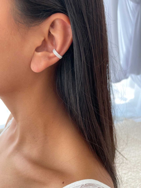 Thick 925 Silver Ear Cuff With Sparkling Zirconia – Trendy