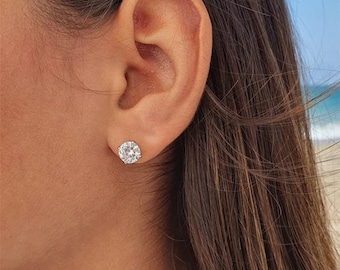Pendientes de botón redondos de circonita cúbica de 7 mm, pendientes solitario de plata de ley.