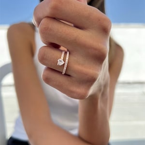 Winziges Herz Ring, Silber 925 Spiral Ring, Rose Gold Herz Solitaire Ring, Love CZ Ring, Minimalist Zirkonia stapelbarer Ring
