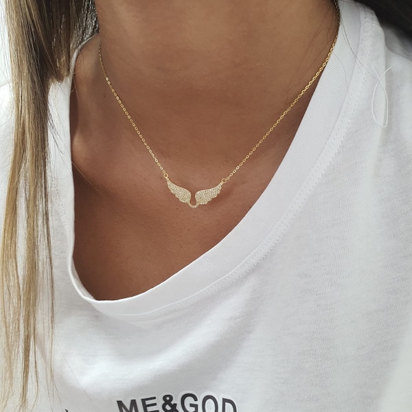 Collier d'aile d'ange d'or, pendentif de zircone cubique, charme d'aile d'ange, collier minimaliste moderne minimaliste de superposition d'or délicat