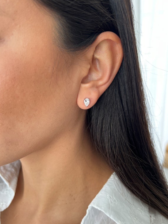 Diamond Stud Earring, Tiny Silver 925 Teardrop Earrings