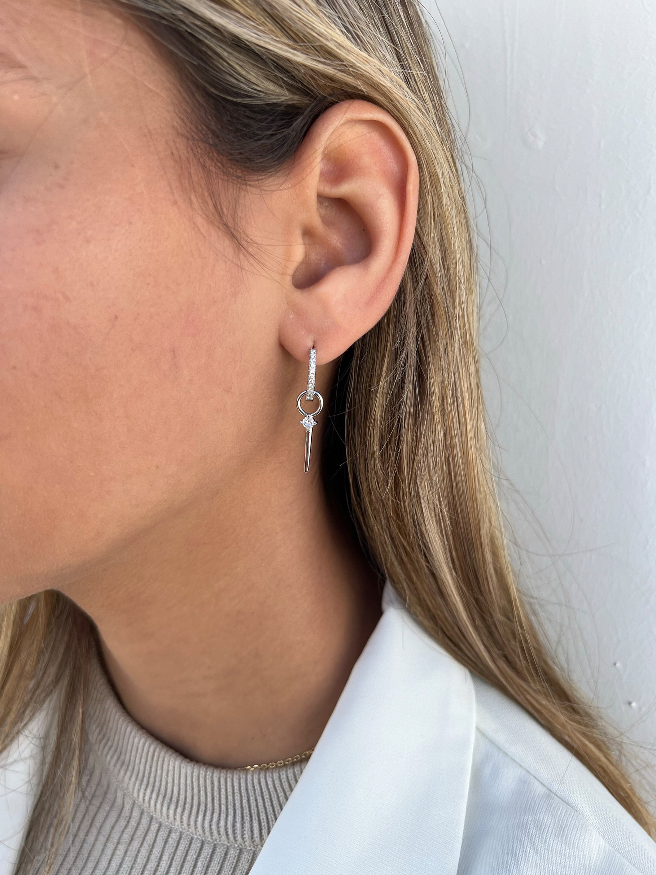Orecchini a cerchio oro rosa con zirconi 4.5 cm - di Noci
