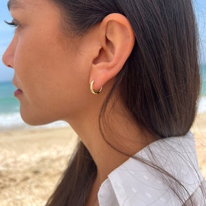 Classic 14mm Hoop Earrings – 925 Sterling Silver Minimalist Everyday Hoops
